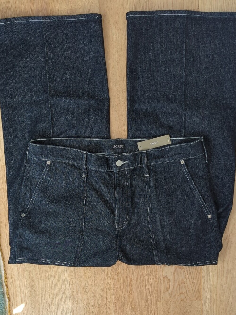 NWT J.Crew Petite Camp-Pocket Wide-Leg Jeans Dark Wash SIZE 32 PETITE - Picture 2 of 12